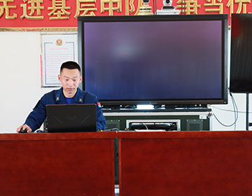2精彩授课.JPG