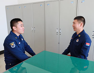 4深入谈心.JPG
